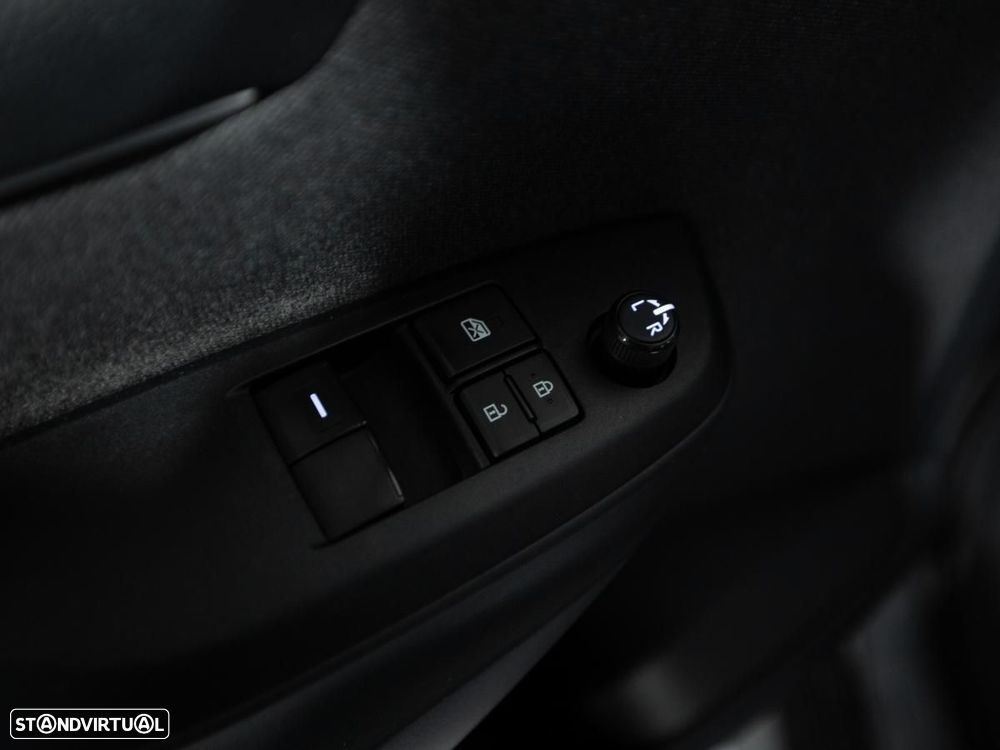 Toyota Yaris 1.5 HDF Comfort Plus - 13