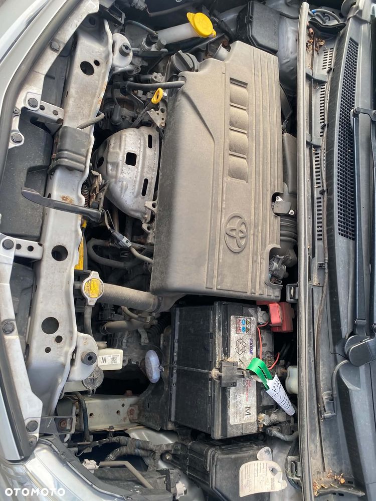 Toyota Yaris 2014 photo 3
