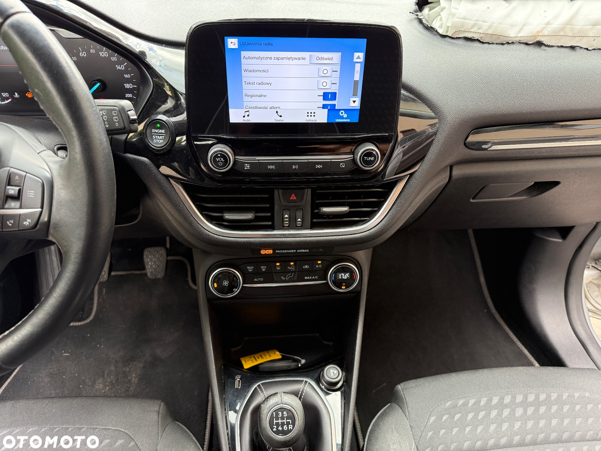 Ford Fiesta 1.0 EcoBoost S&S TREND - 11
