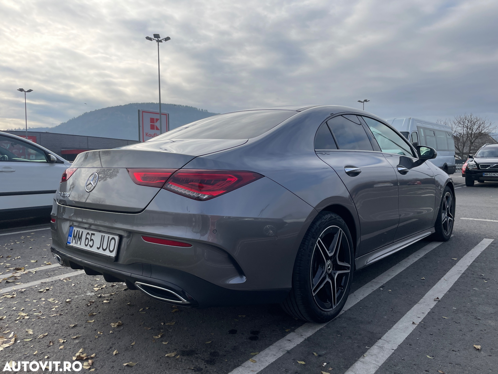 Mercedes-Benz CLA - 5