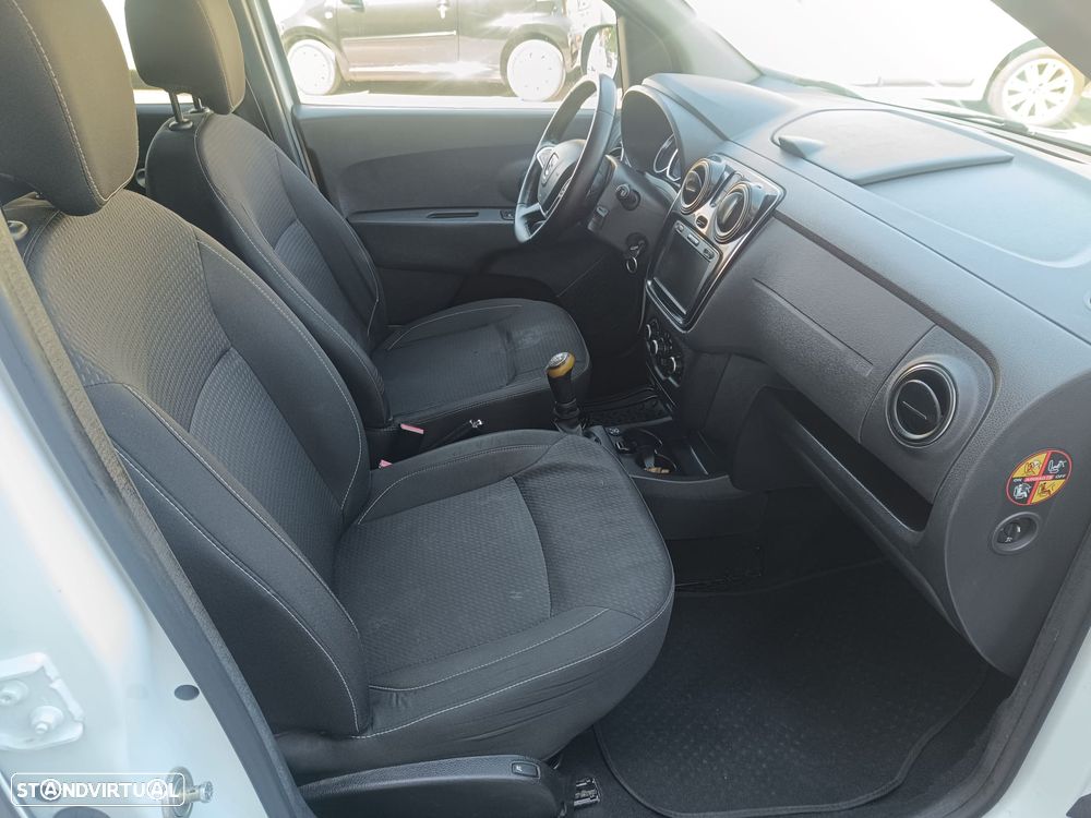 Dacia Lodgy 1.6 ECO-G Stepway 7L Bi-Fuel - 9