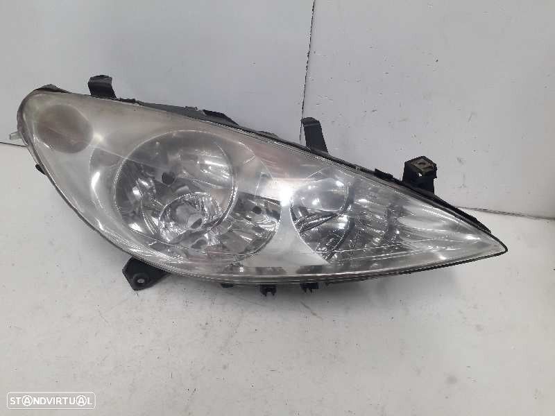 FAROL DIREITO PEUGEOT 307 CC 2005 - - 1