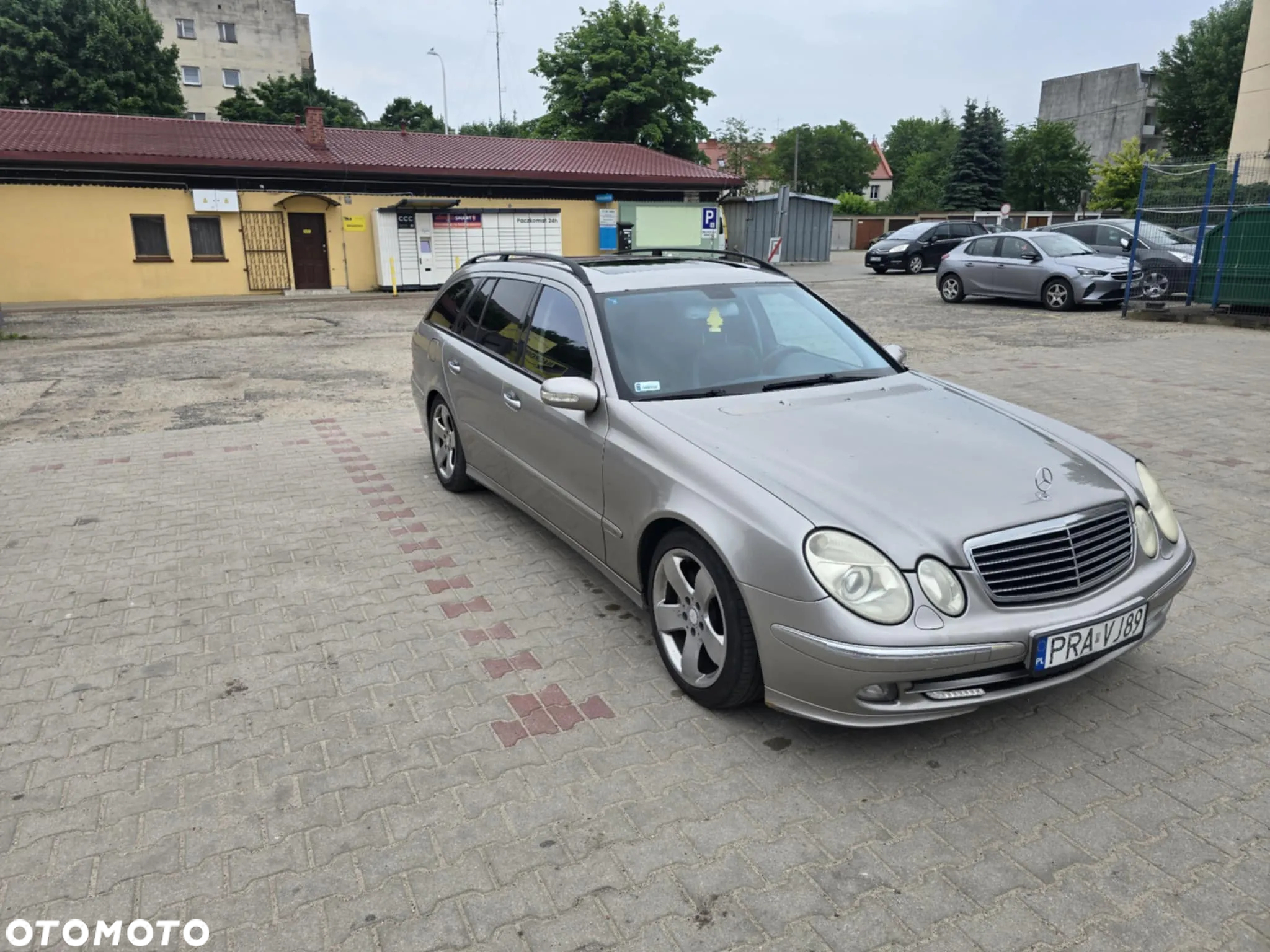 Mercedes-Benz Klasa E 320 CDI T Avantgarde - 2