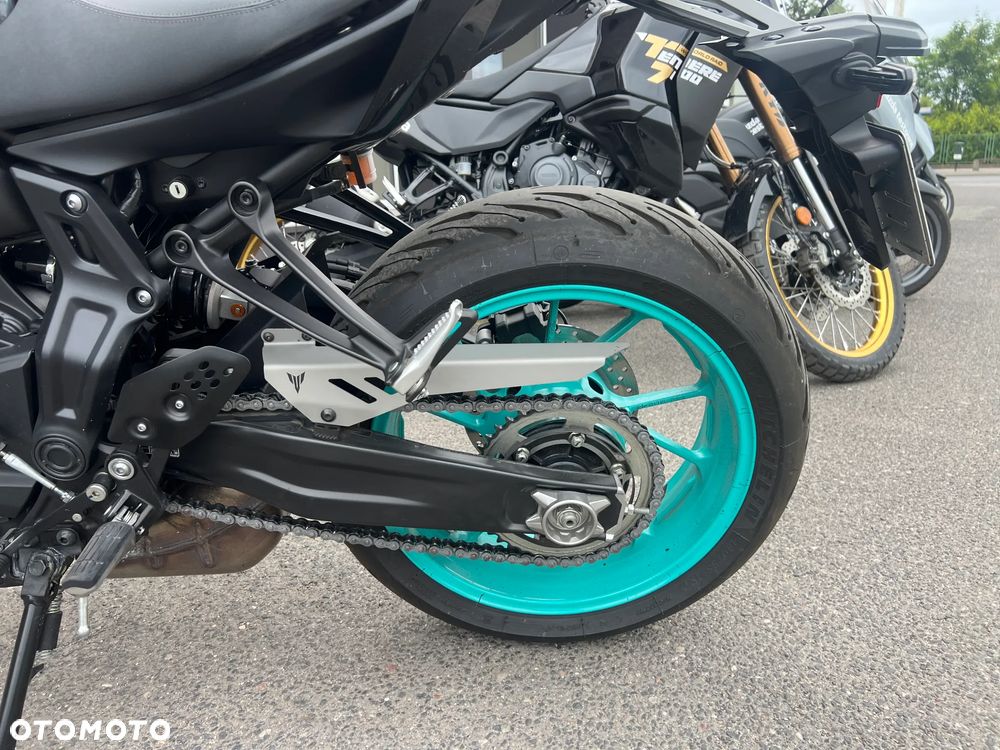 Yamaha MT - 12