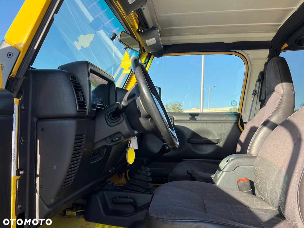 Jeep Wrangler - 15