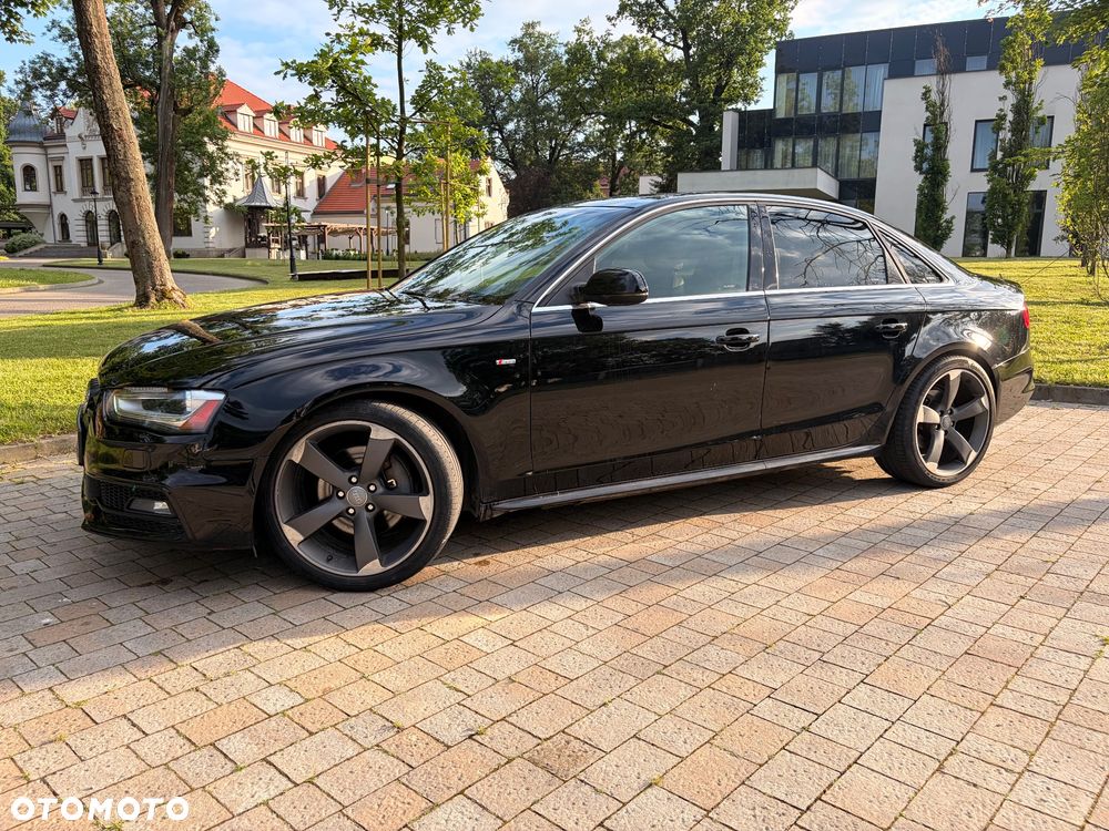 Audi A4 Limousine 2.0 TFSI quattro S tronic S line Sportpaket - 6