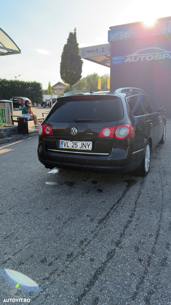 Volkswagen Passat 2.0 TDI Trendline DPF DSG - 5