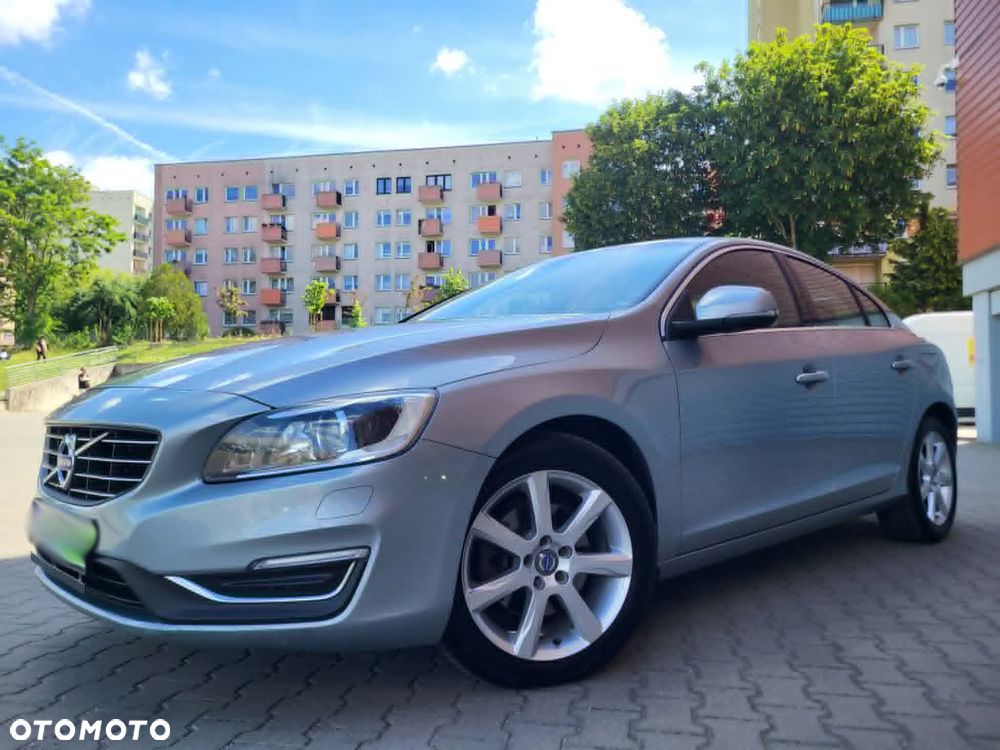 Volvo S60 D4 Momentum - 3