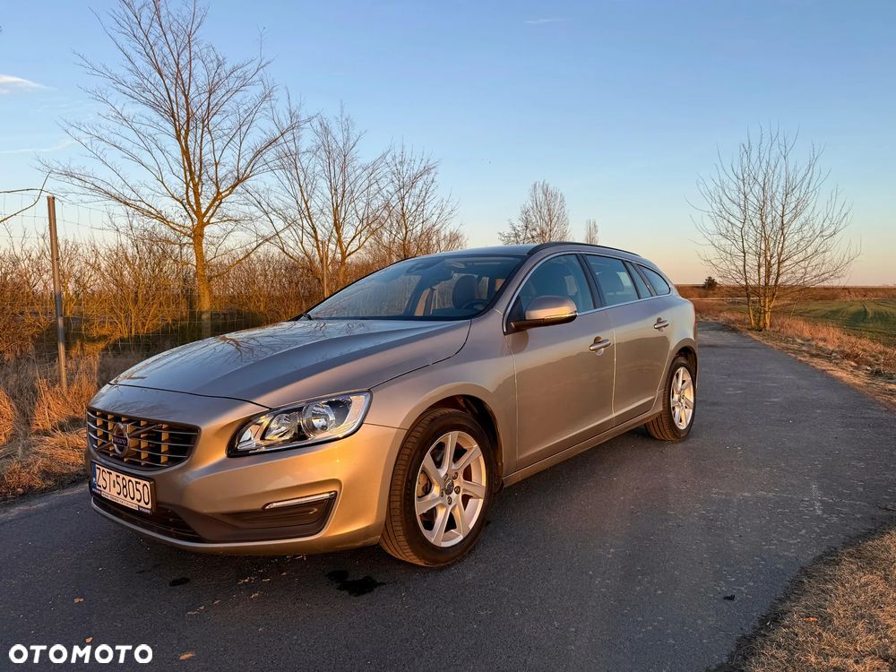 Volvo V60 D3 Momentum - 2