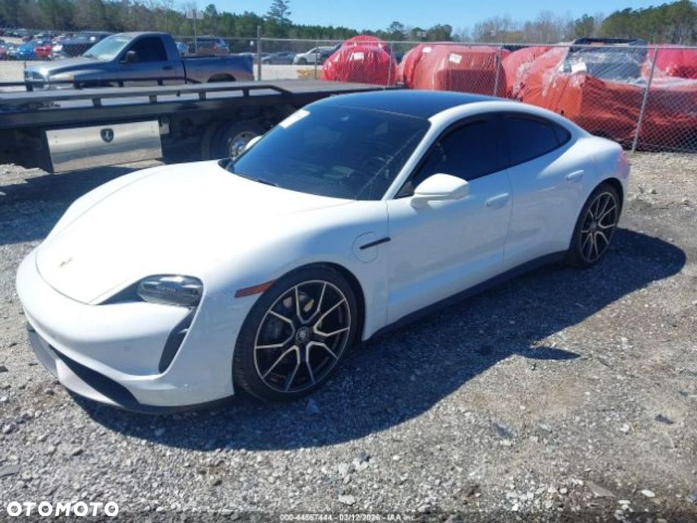 Porsche Taycan - 2