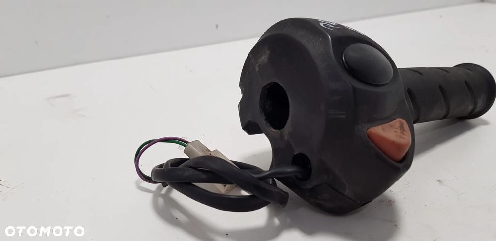 Peugeot Elystar50 przełącznik prawy rolgaz - 3