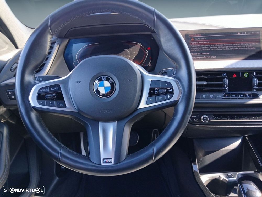 BMW 116 d Pack Desportivo M Auto - 13