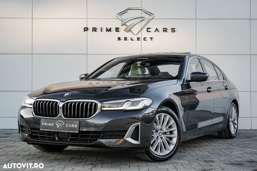 BMW Seria 5 530e Aut. Luxury Line - 1