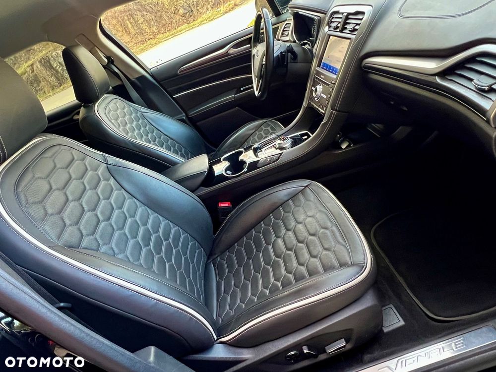 Ford Mondeo 2.0 EcoBlue Vignale Plus - 31