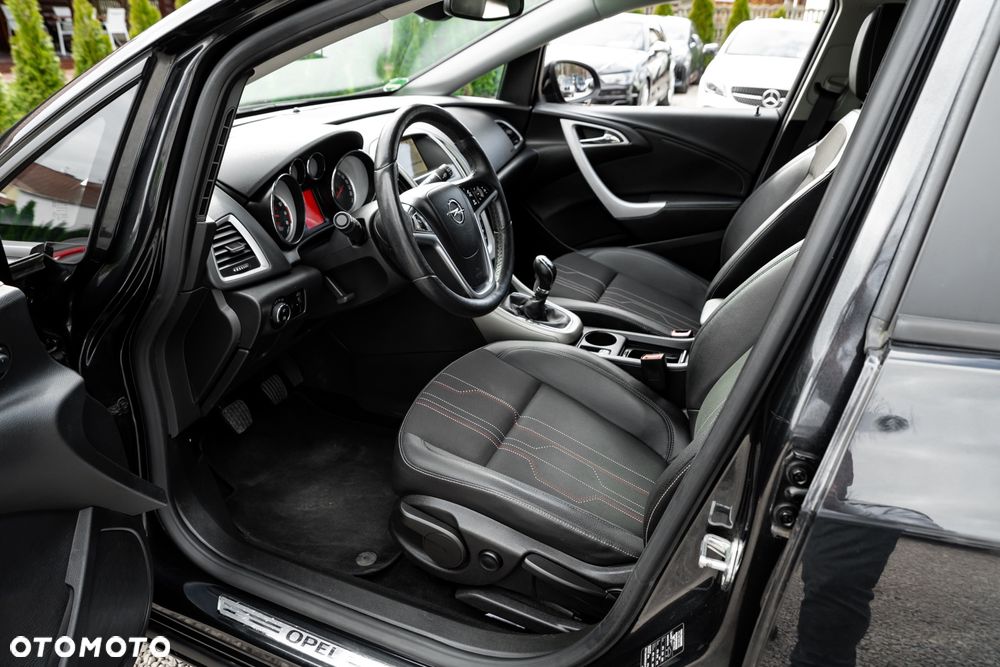 Opel Astra 1.4 Turbo - 17