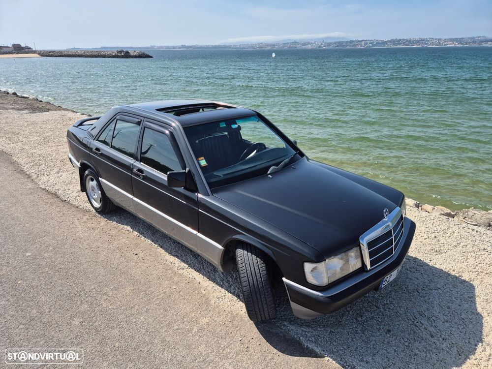 Mercedes-Benz W201 (1982-1993) - 13