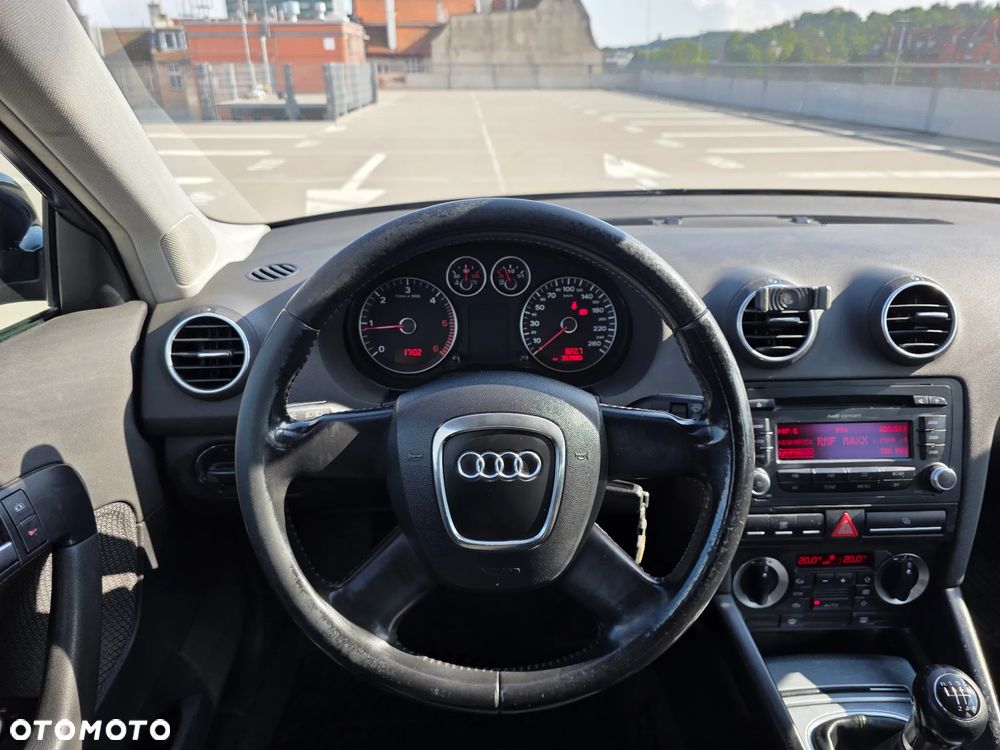 Audi A3 2.0 TDI DPF Attraction - 10