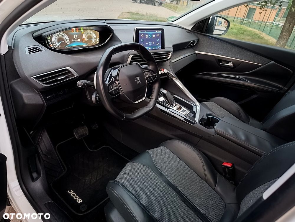 Peugeot 3008 THP 165 EAT6 Stop & Start Allure - 23
