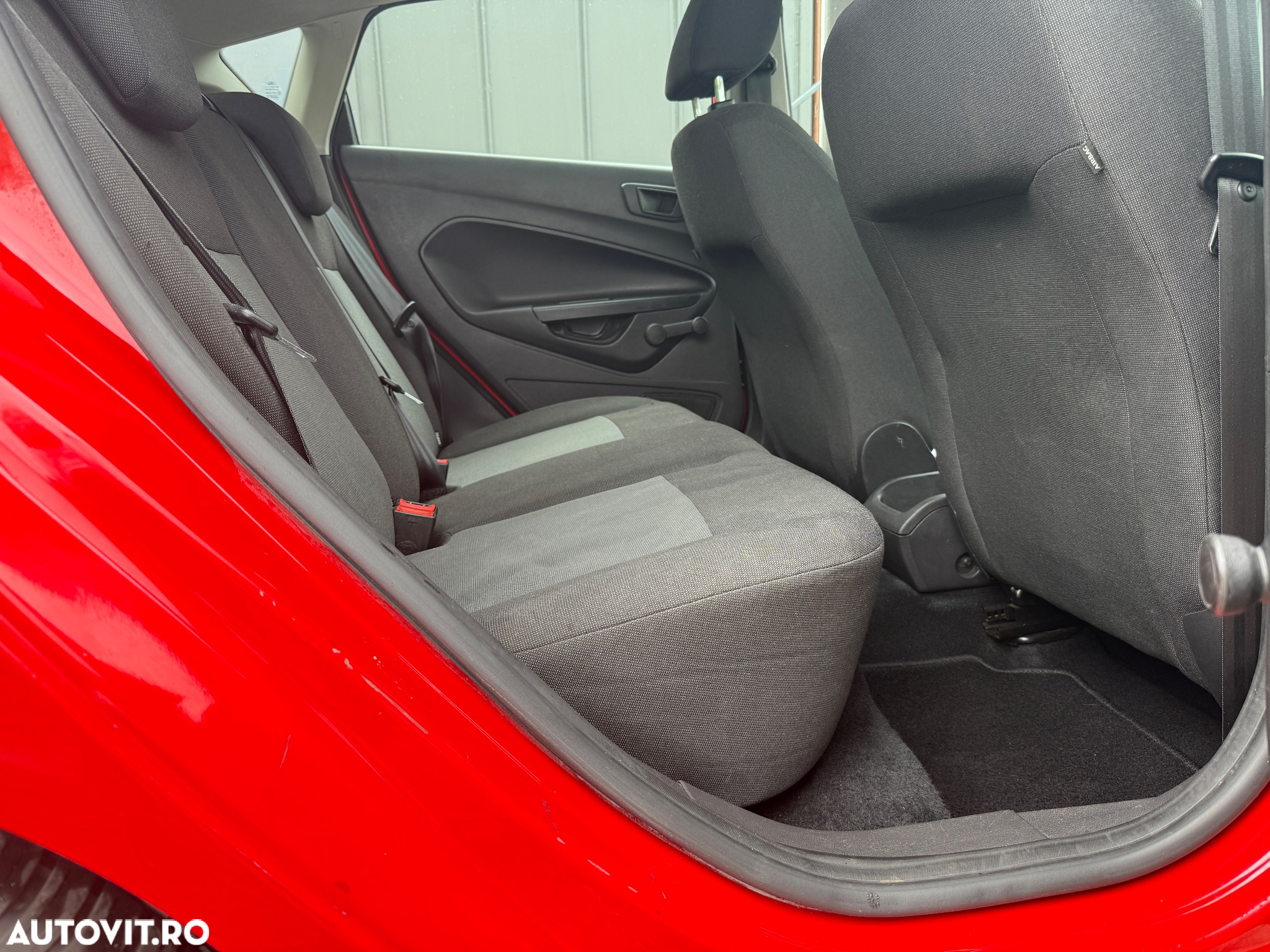 Ford Fiesta 1.25 Ambiente - 8
