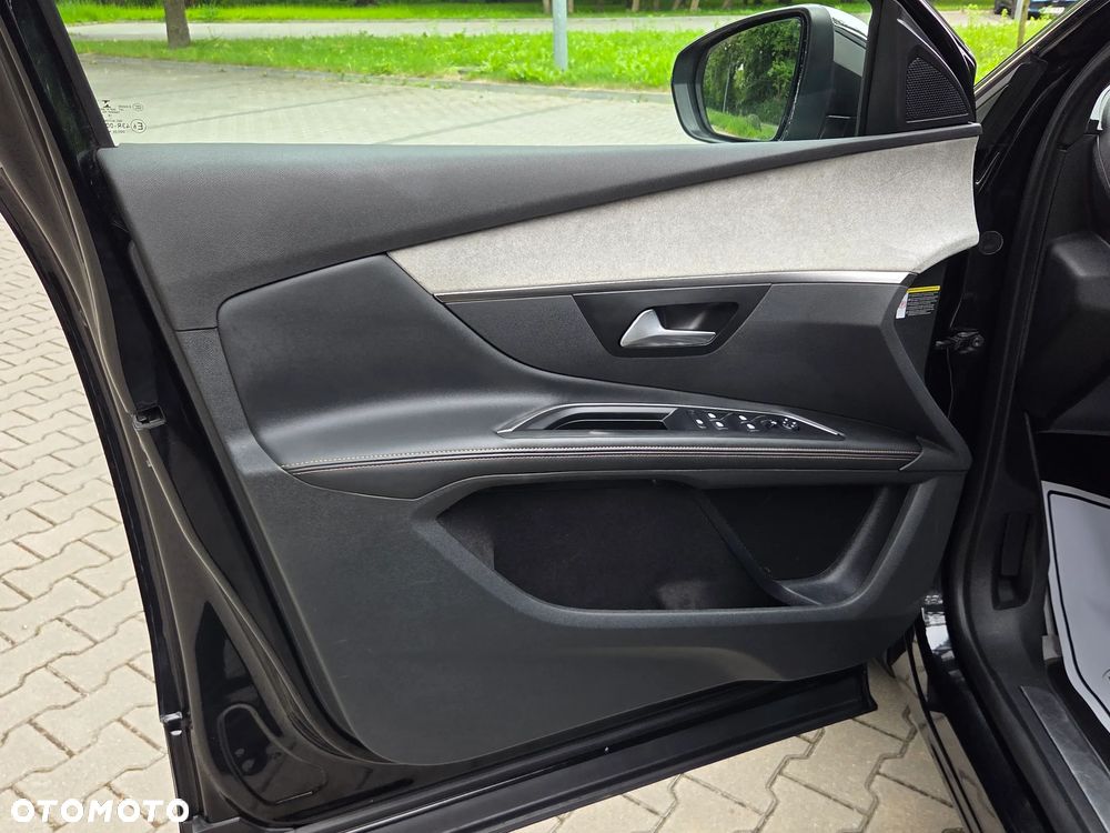 Peugeot 5008 2.0 BlueHDI GT S&S EAT8 - 22
