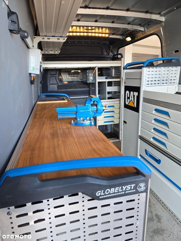 Mercedes-Benz Sprinter 316 - 23