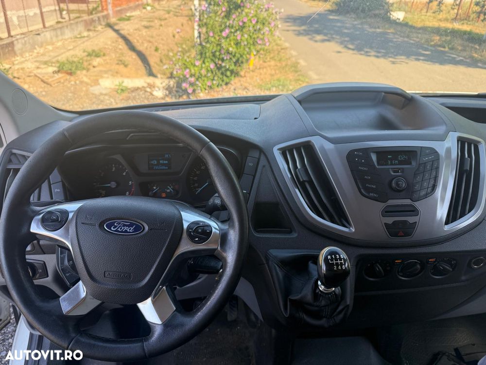 Ford Transit - 6