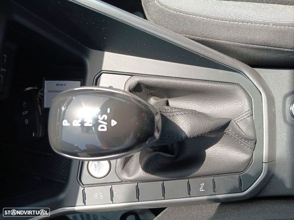 VW Taigo 1.0 TSI Urban DSG - 25