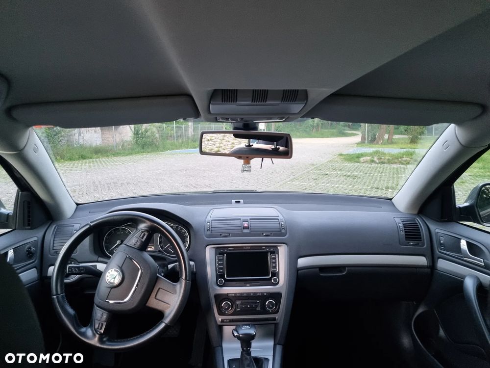 Skoda Octavia 1.8 TSI Elegance DSG - 20