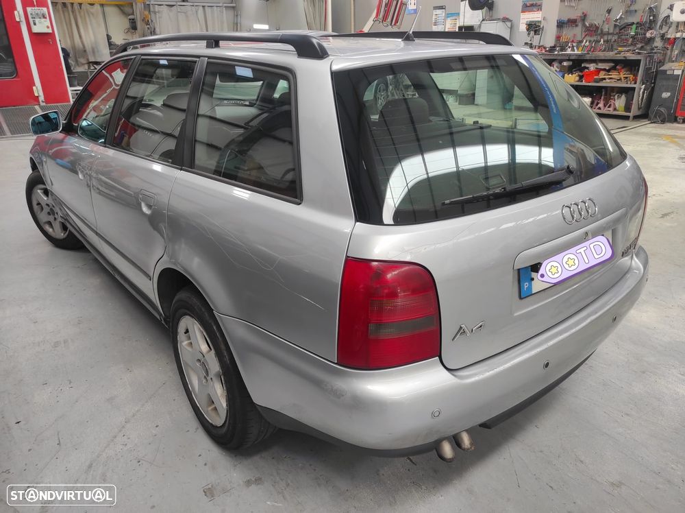 Audi A4 Avant 1.9 TDI Attraction - 3