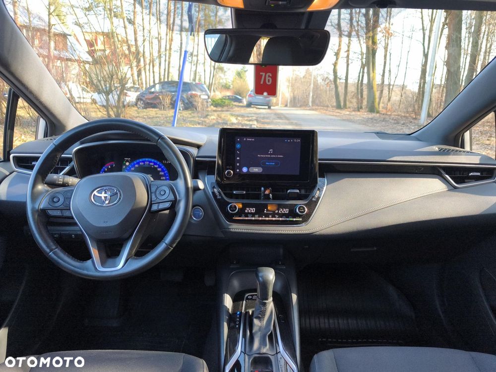 Toyota Corolla - 11