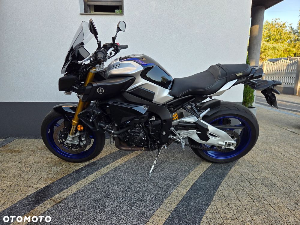 Yamaha MT - 6
