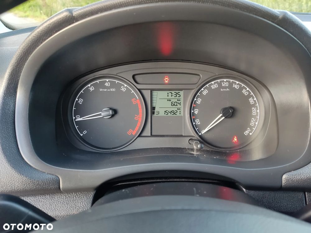 Skoda Fabia - 12