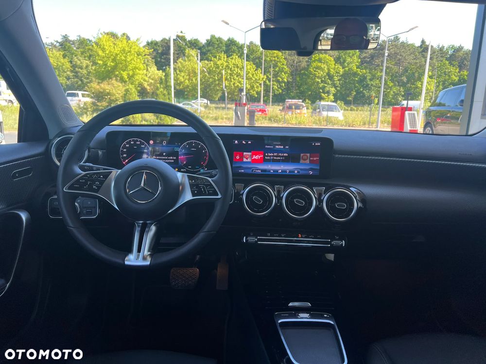 Mercedes-Benz Klasa A 200 Progressive 7G-DCT - 13