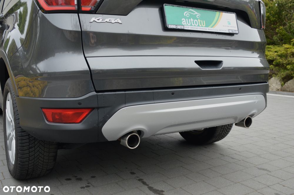 Ford Kuga 2.0 TDCi 4x4 Titanium - 37