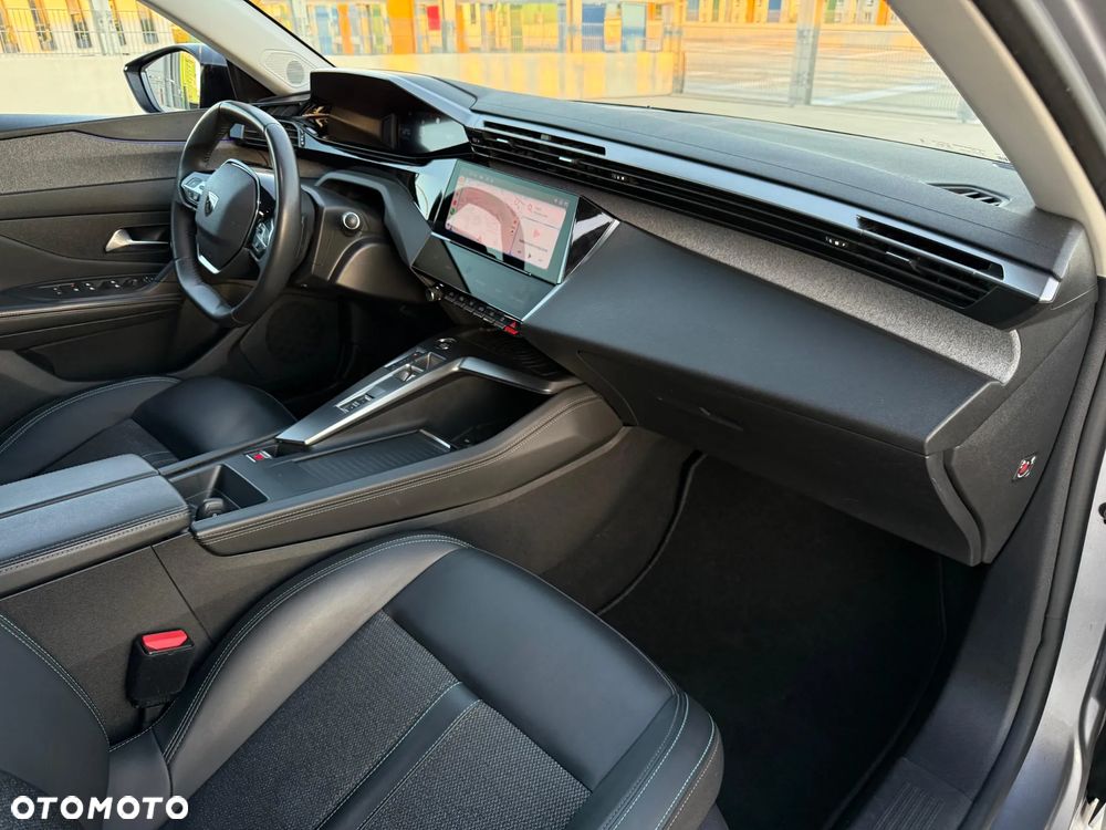 Peugeot 308 1.5 BlueHDi Allure S&S EAT8 - 33