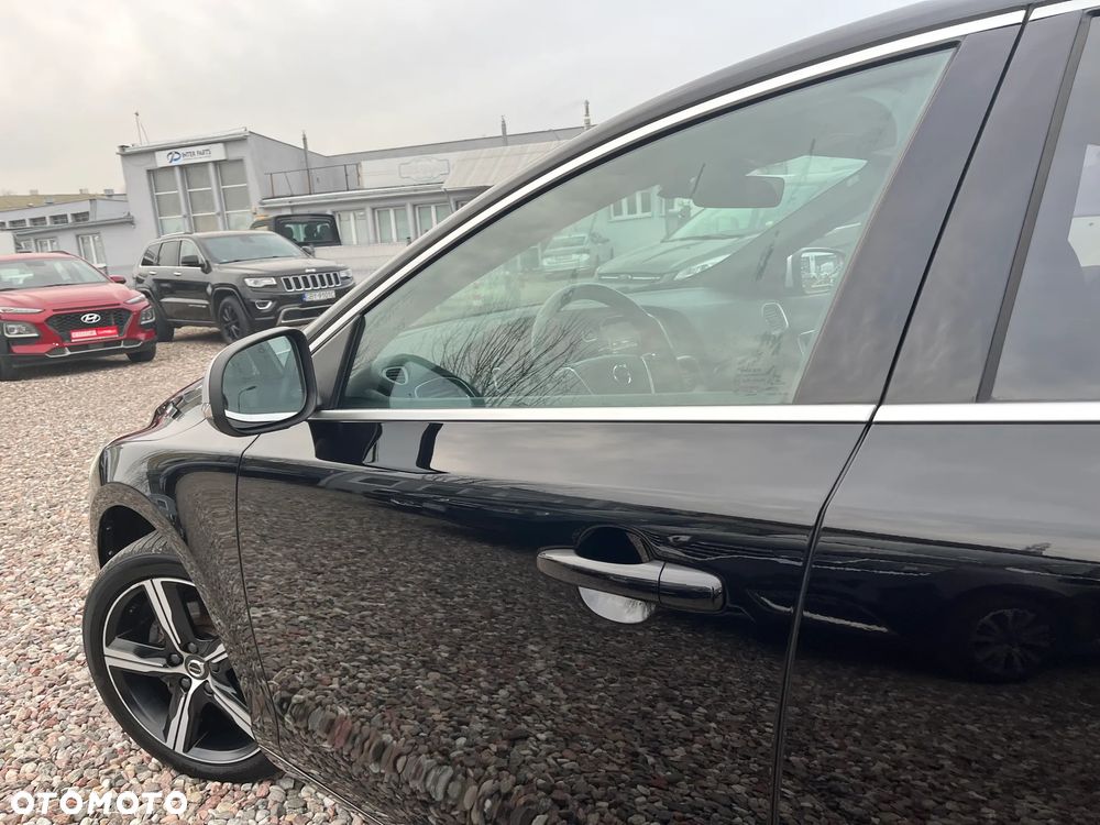 Volvo V40 - 15