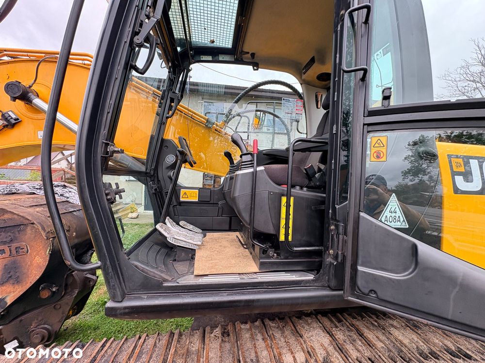 JCB LC+T4F - 20