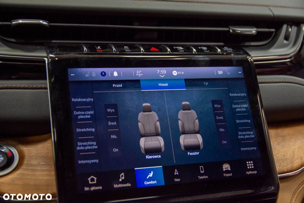 Jeep Grand Cherokee - 20