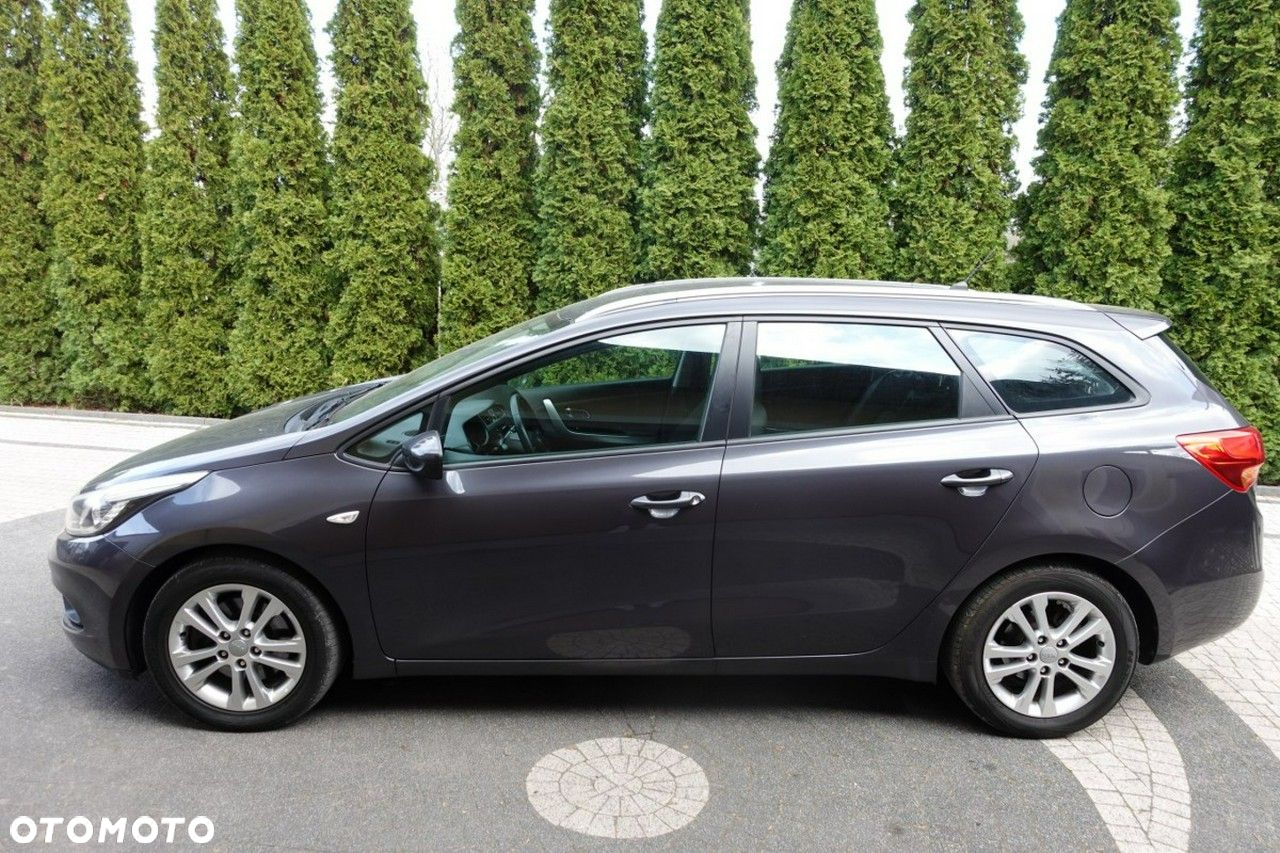 Kia Ceed - 6
