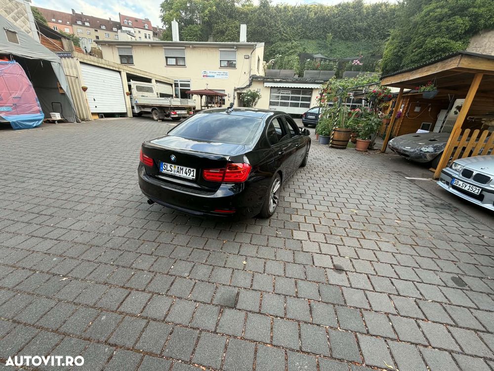 BMW 3 Series 2012 photo 4