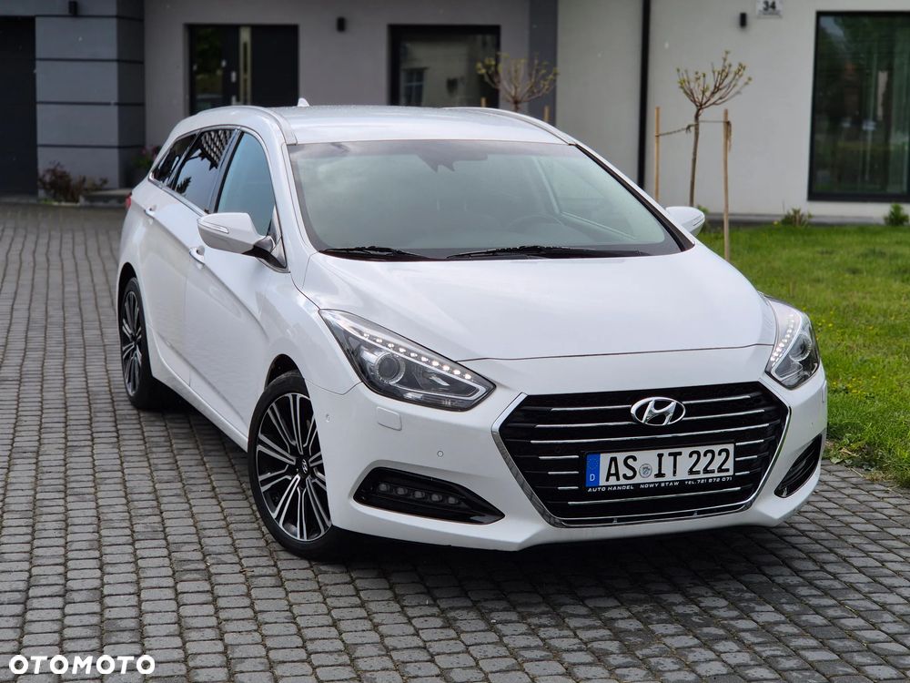 Hyundai i40 Kombi 1.7 CRDi DCT Premium - 28