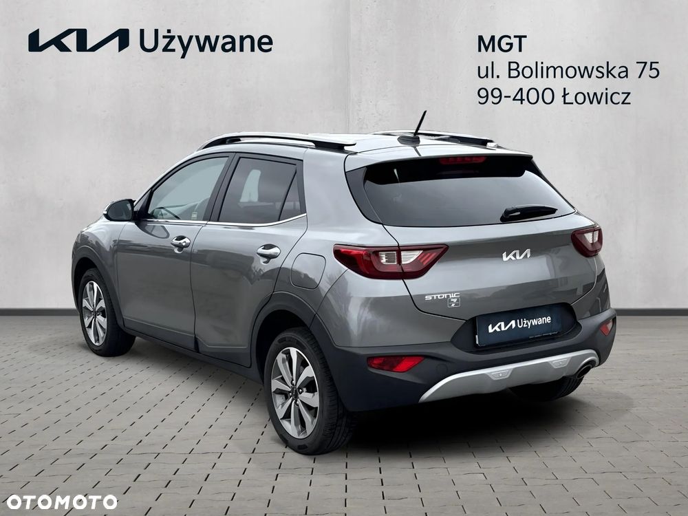 Kia Stonic 1.2 L Business Line - 4