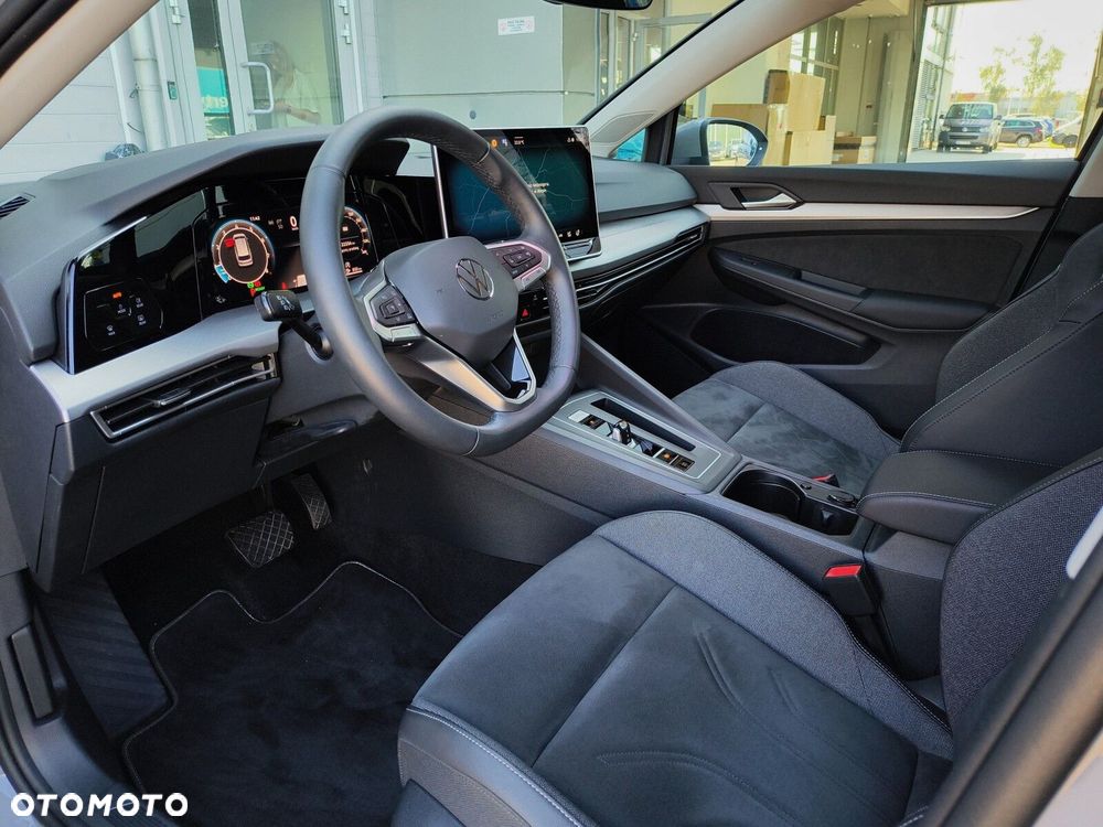 Volkswagen Golf Variant - 14