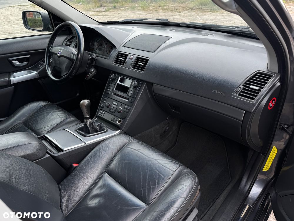 Volvo XC 90 2.4 D5 Momentum - 10