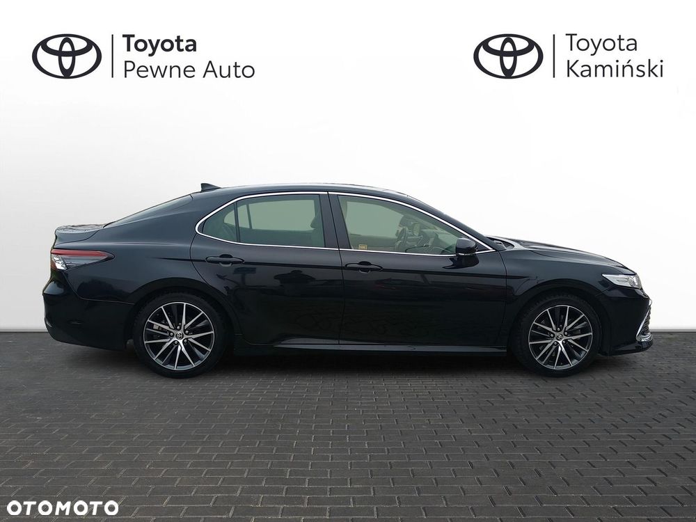 Toyota Camry 2.5 Hybrid Executive CVT - 6