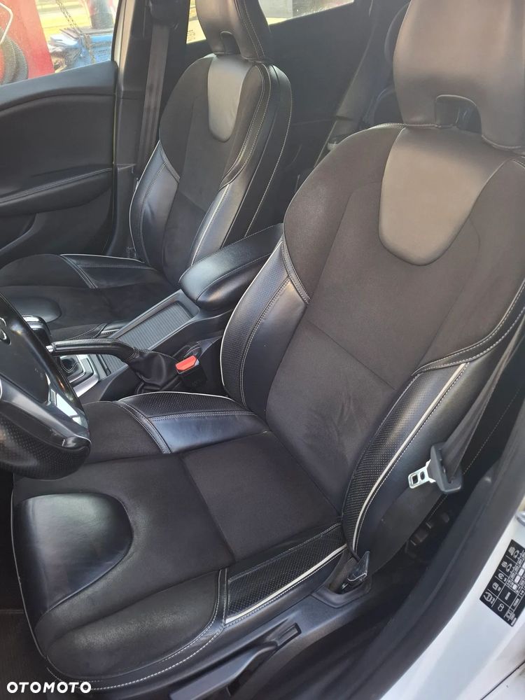 Volvo V40 D2 RDesign - 14