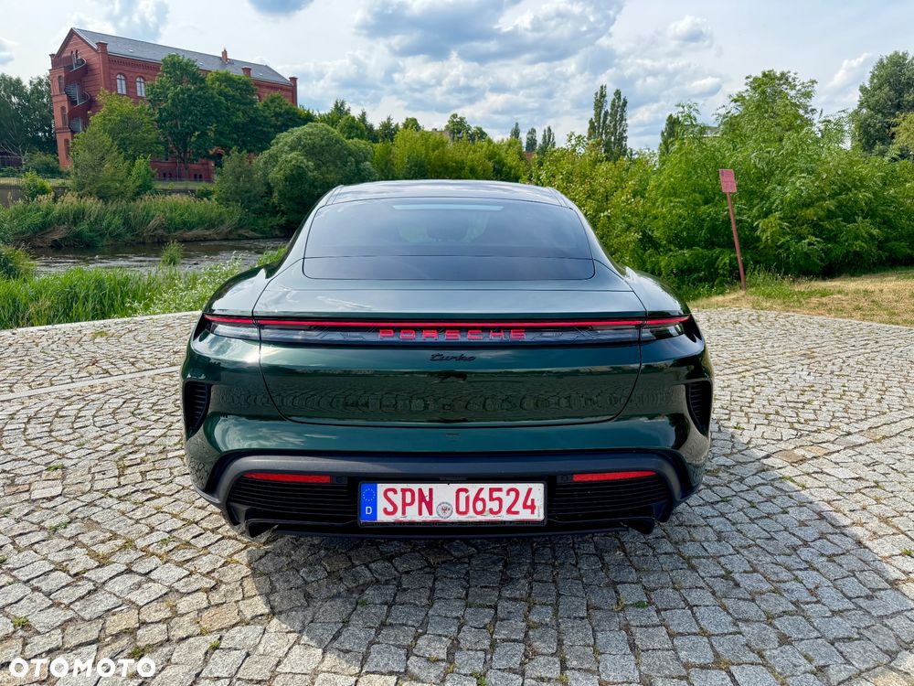 Porsche Taycan 105kWh Turbo - 5