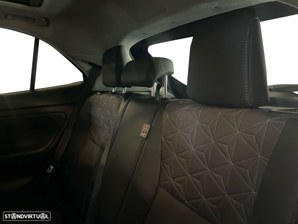 Toyota Yaris Cross 1.5 HDF Luxury - 11