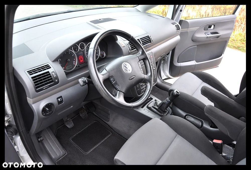 Volkswagen Sharan 2.8 V6 Special - 5