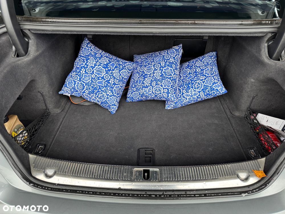 Audi A8 4.2 FSI Quattro tiptronic - 5